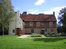 The Great Barn - Manor Farm House in Ruislip